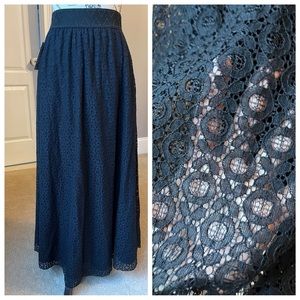 LUCY BY LULAROE LONG SKIRT.           B-61